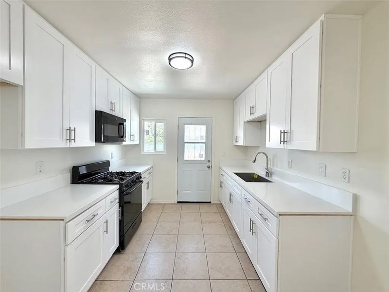 3026 Glenview