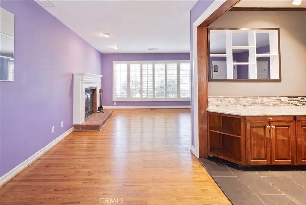 7032 Encino