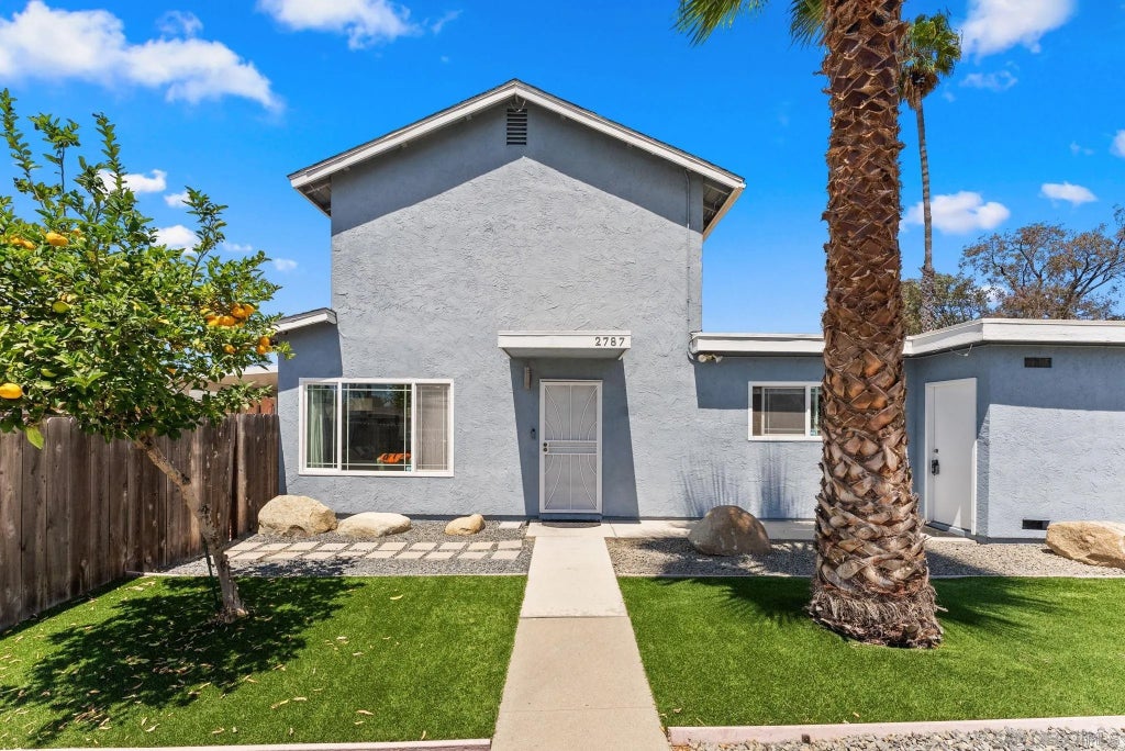 Photo of 2787 Thunder Dr, Oceanside, CA 92056 (MLS # 260024245)
