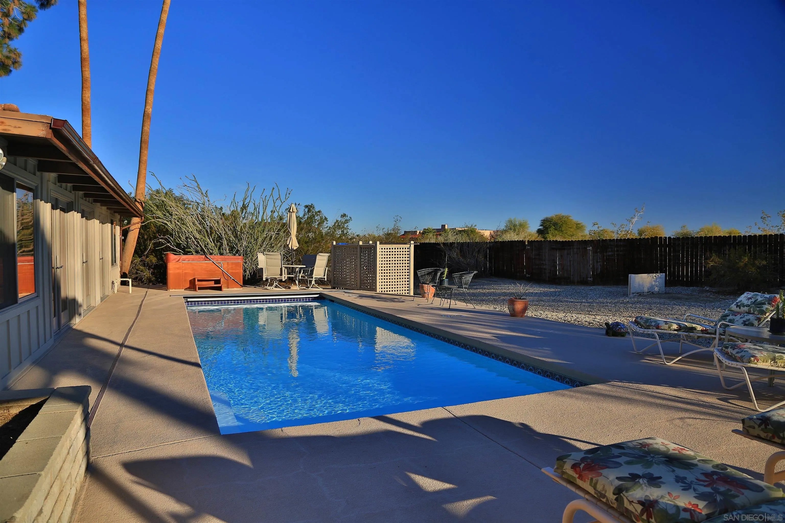 355 Pointing Rock Dr