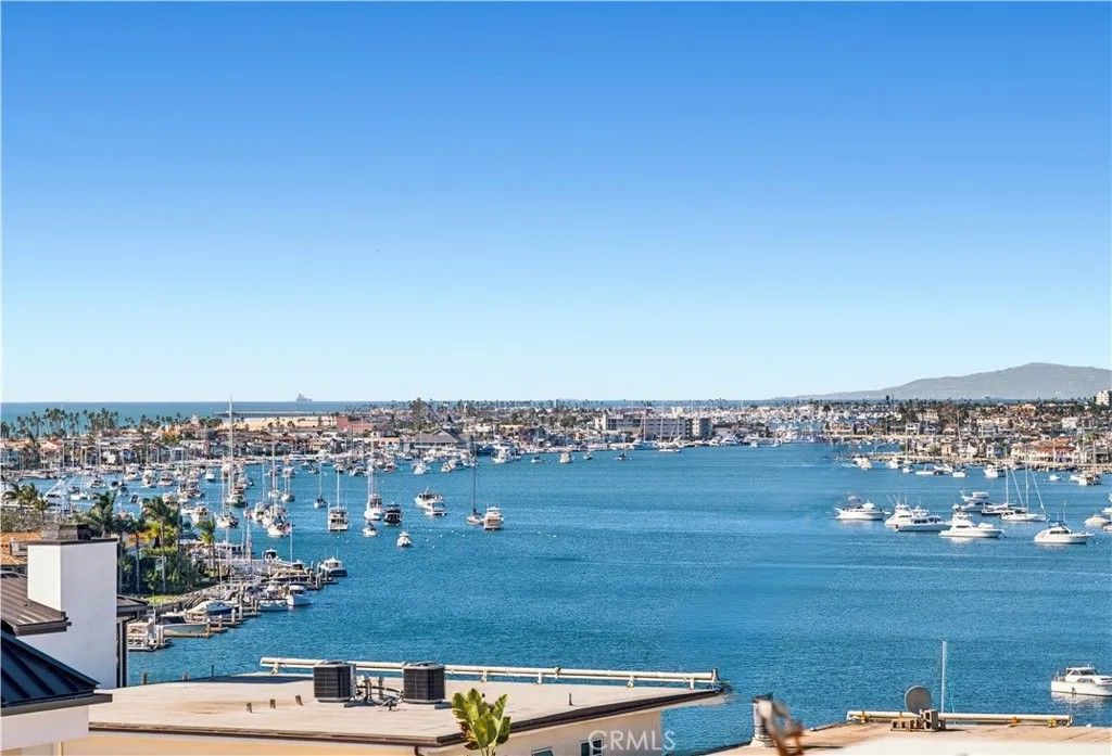 Photo of 2520 Seaview Avenue, Corona Del Mar, CA 92625 (MLS # NP26078208)