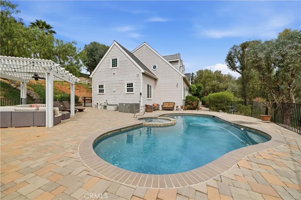 375 Woodland Hills Drive