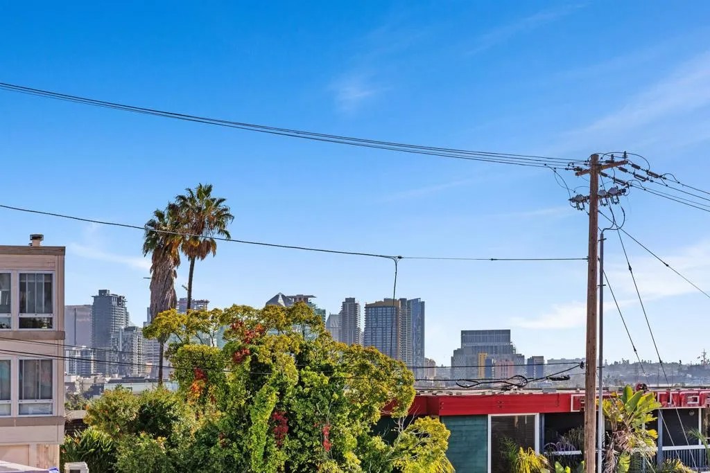 2830 Columbia Street