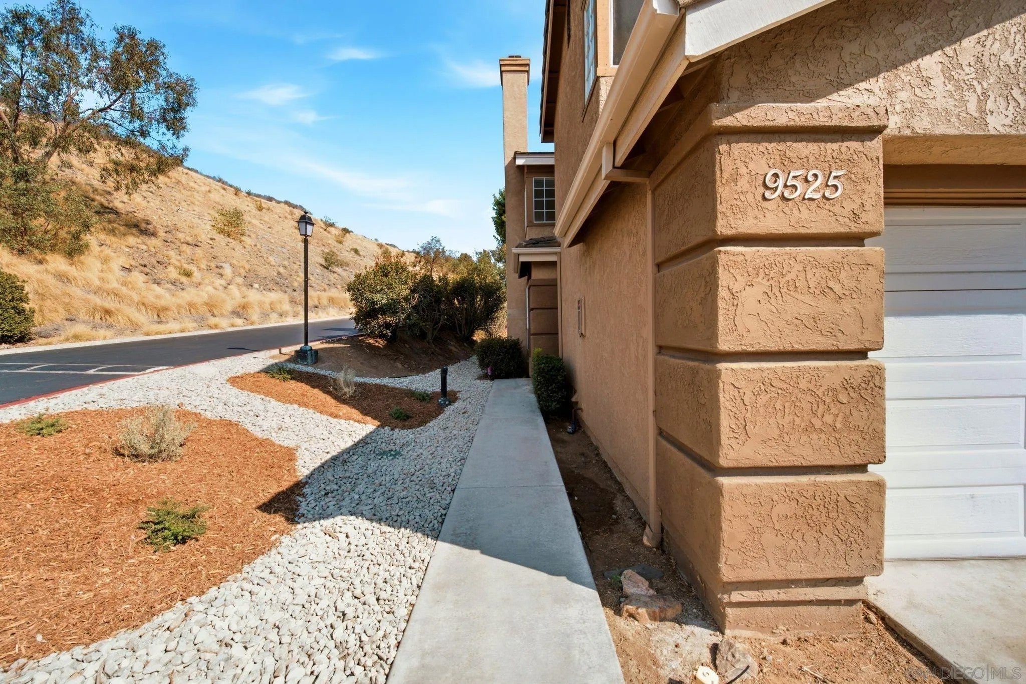 9525 Questa Pointe