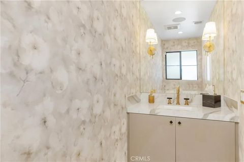 Tiny photo for 3006 Trudi Lane, Burbank, CA 91504 (MLS # GD25272017)