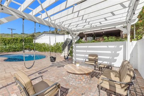 Tiny photo for 3006 Trudi Lane, Burbank, CA 91504 (MLS # GD25272017)