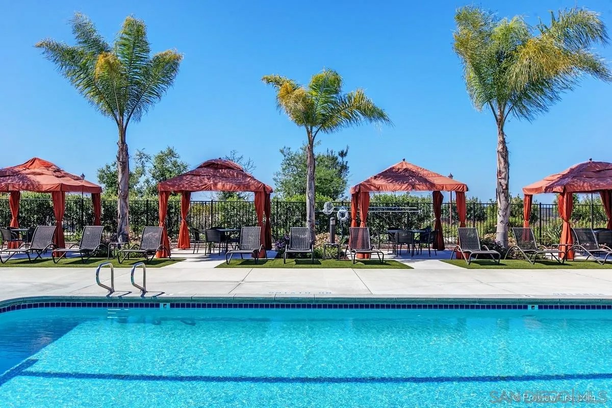 10637 Golden Willow Tr