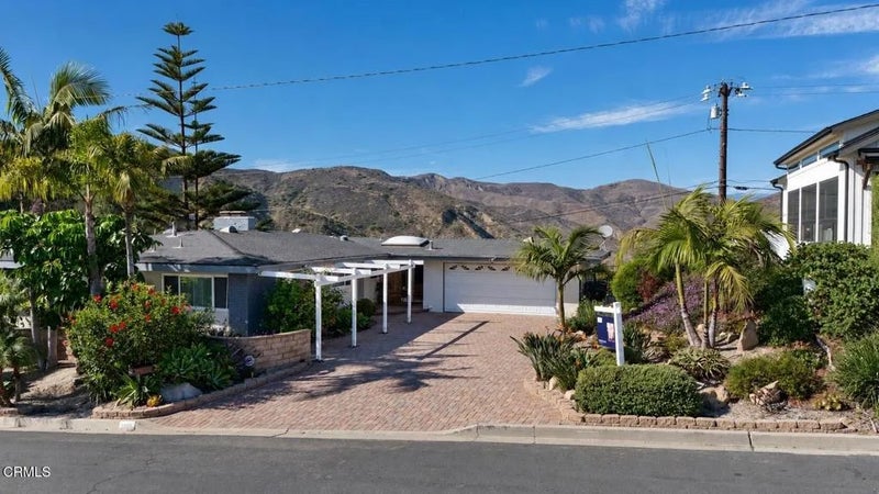 3185 Breaker Drive