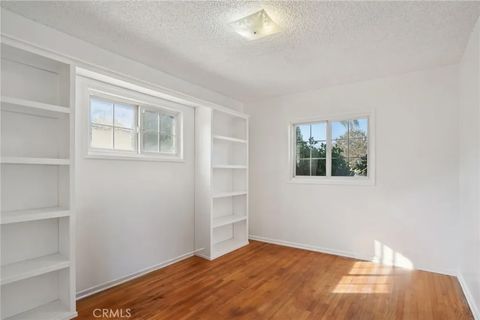 Tiny photo for 945 W Bonnie Brae Ct, Ontario, CA 91762 (MLS # IV25236634)