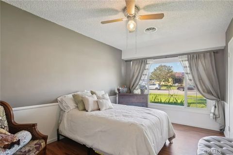 Tiny photo for 945 W Bonnie Brae Ct, Ontario, CA 91762 (MLS # IV25236634)