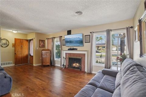 Tiny photo for 945 W Bonnie Brae Ct, Ontario, CA 91762 (MLS # IV25236634)