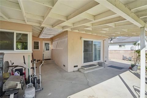 Tiny photo for 945 W Bonnie Brae Ct, Ontario, CA 91762 (MLS # IV25236634)