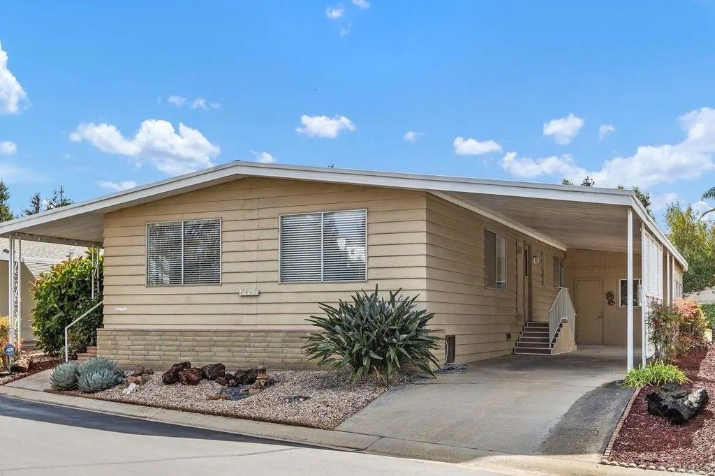 Photo of 4967 Cindy Ave, Carlsbad, CA 92008 (MLS # NDP2510047)