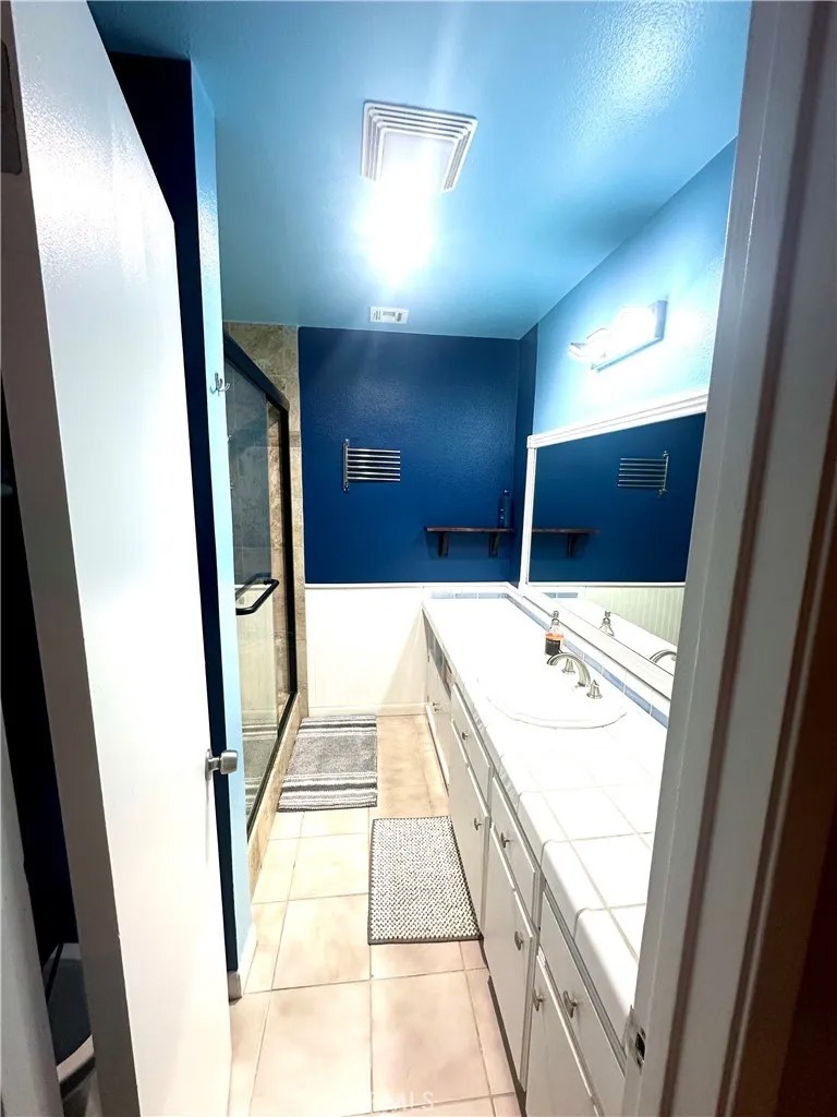 8087 Worthy Drive