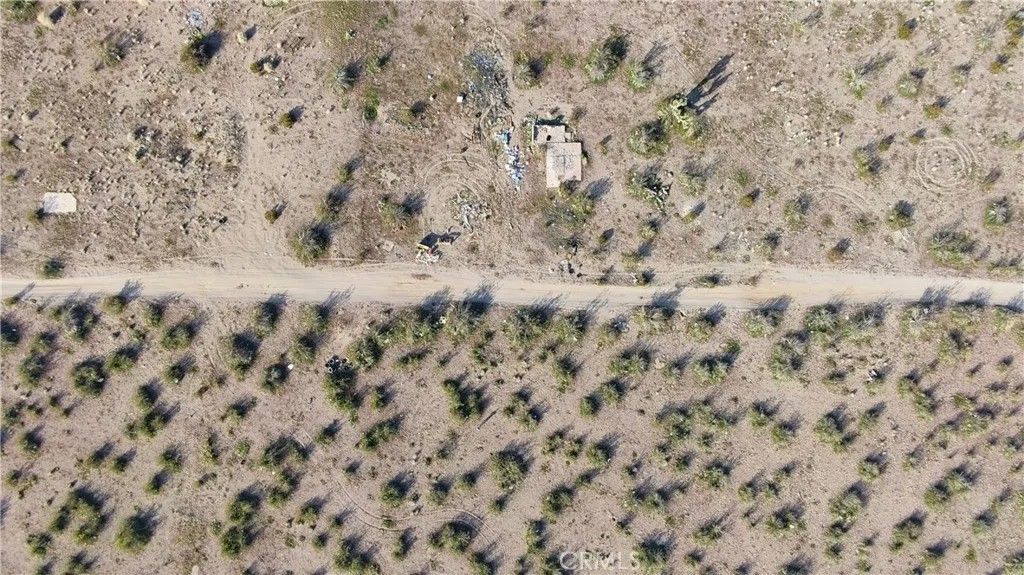 Photo of 0 Minero Rd, Pinon Hills, CA 92372 (MLS # HD26016398)