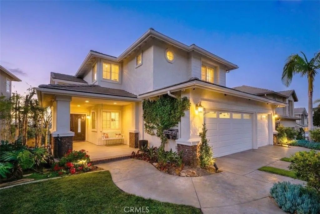 Photo of 6206 E Cliffway Drive, Orange, CA 92869 (MLS # OC26017536)