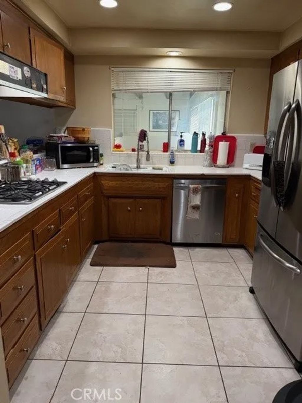 Photo of 1502 Mariposa Dr, Corona, CA 92879 (MLS # IG26044514)