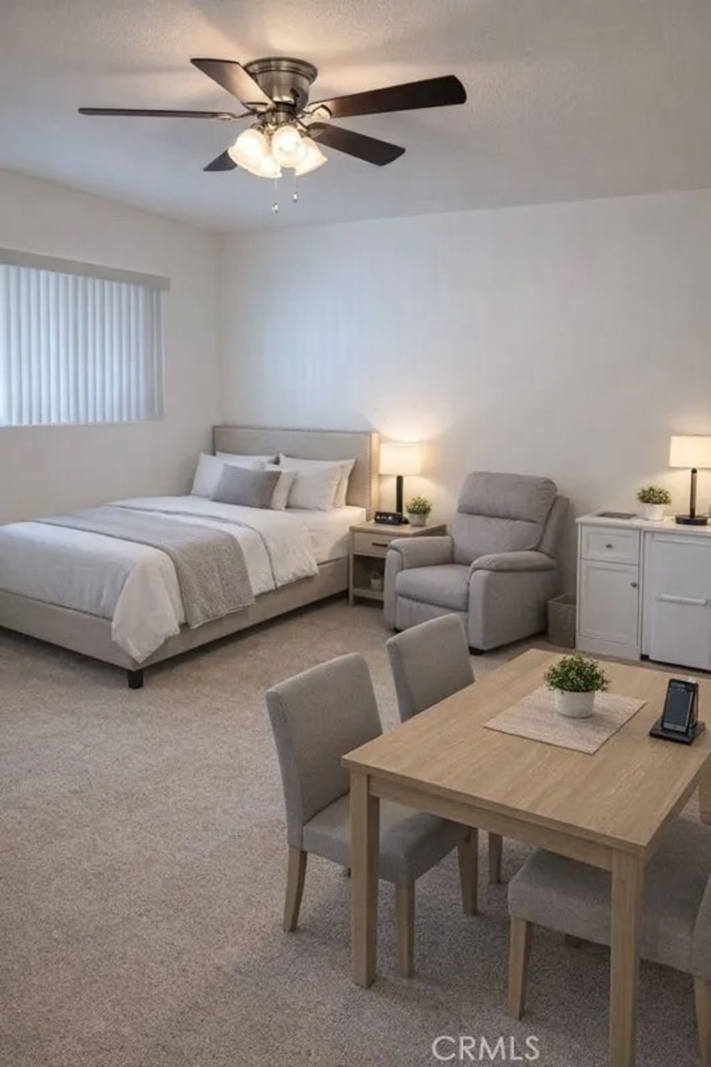 Photo of 1502 Mariposa Dr, Corona, CA 92879 (MLS # IG26044514)