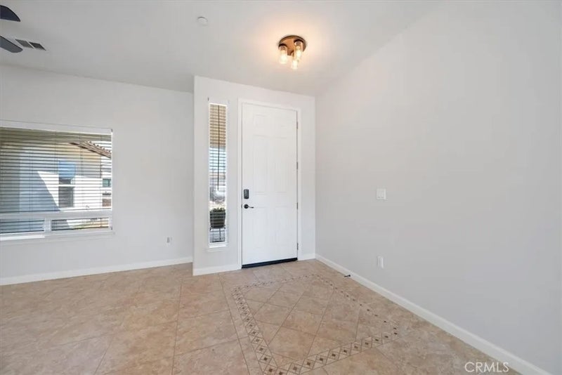 3415 Lakeside Village Drive