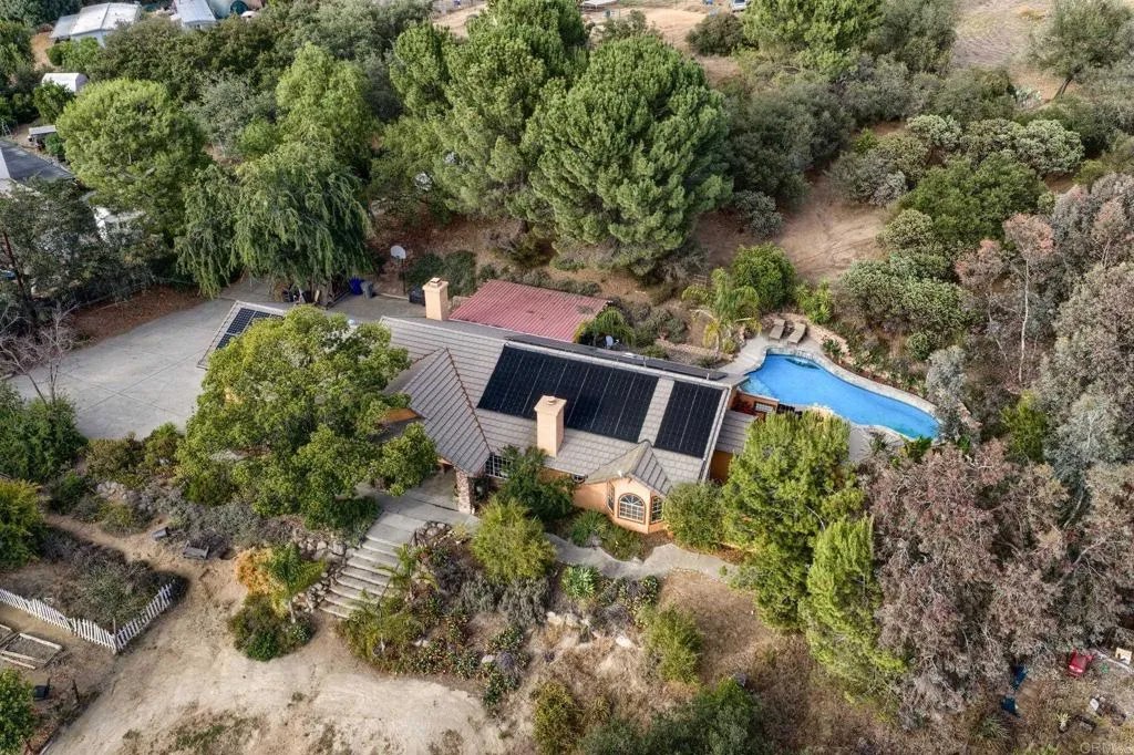 19079 Paradise Mountain Road