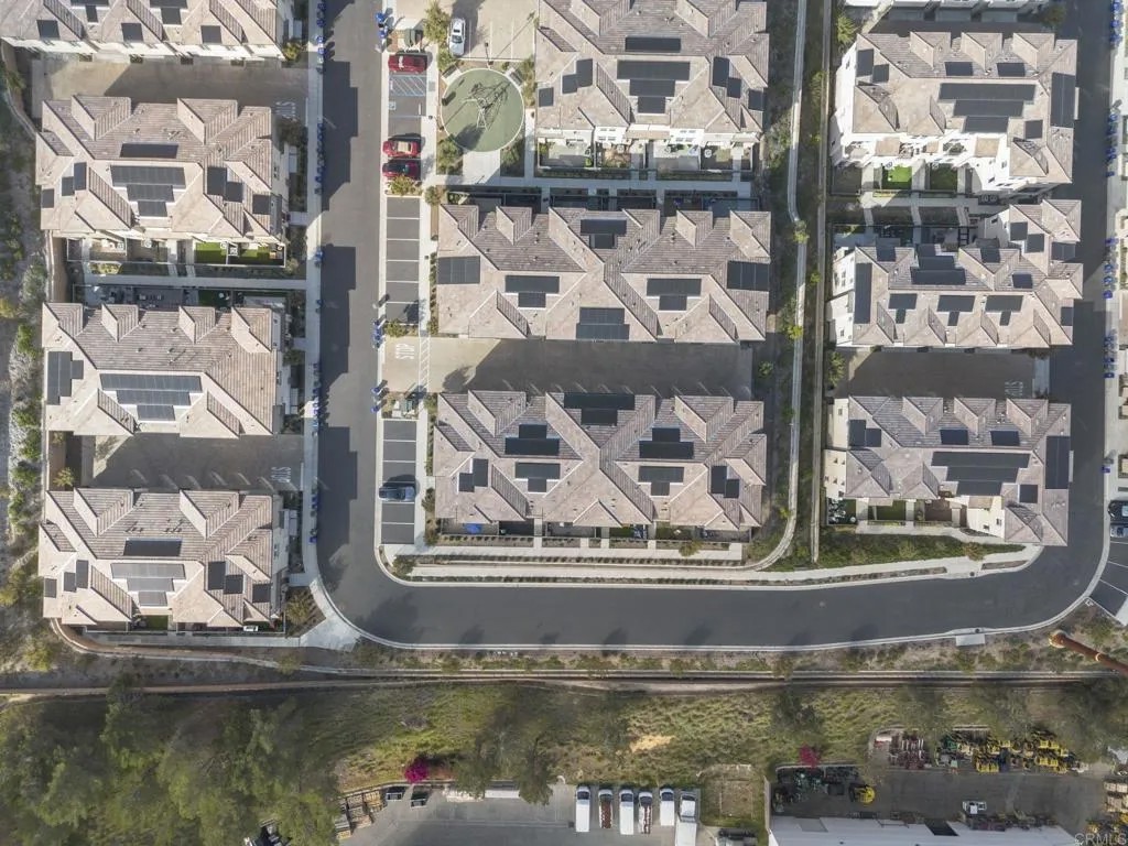 1220 Sunrise View 101