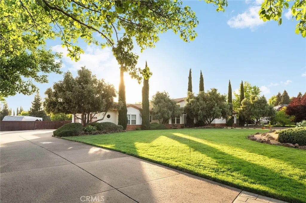 13940 Lindbergh Circle