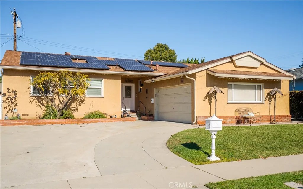 1133 W Fredkin Drive