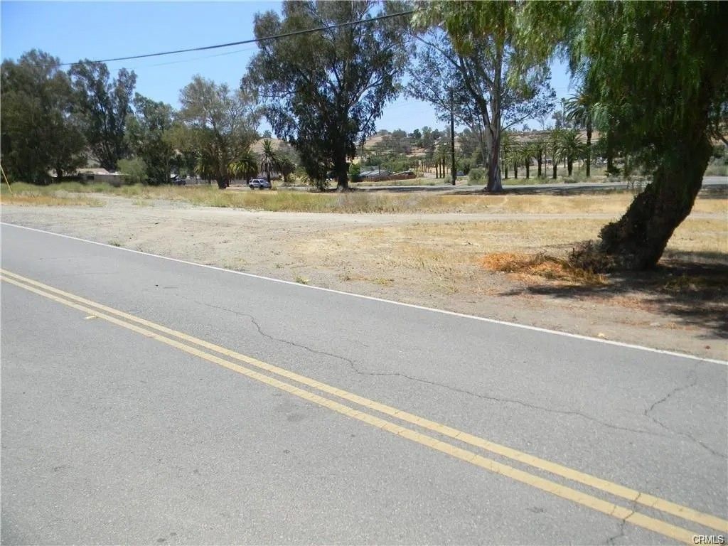 Photo of 0 Illinois Street, Lake Elsinore, CA 92530 (MLS # SW26009598)