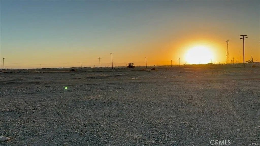 Photo of 1265 California Ave, Thermal, CA 92274 (MLS # SW26000794)