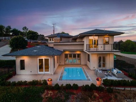 5382 Willman Way Fallbrook CA 92028