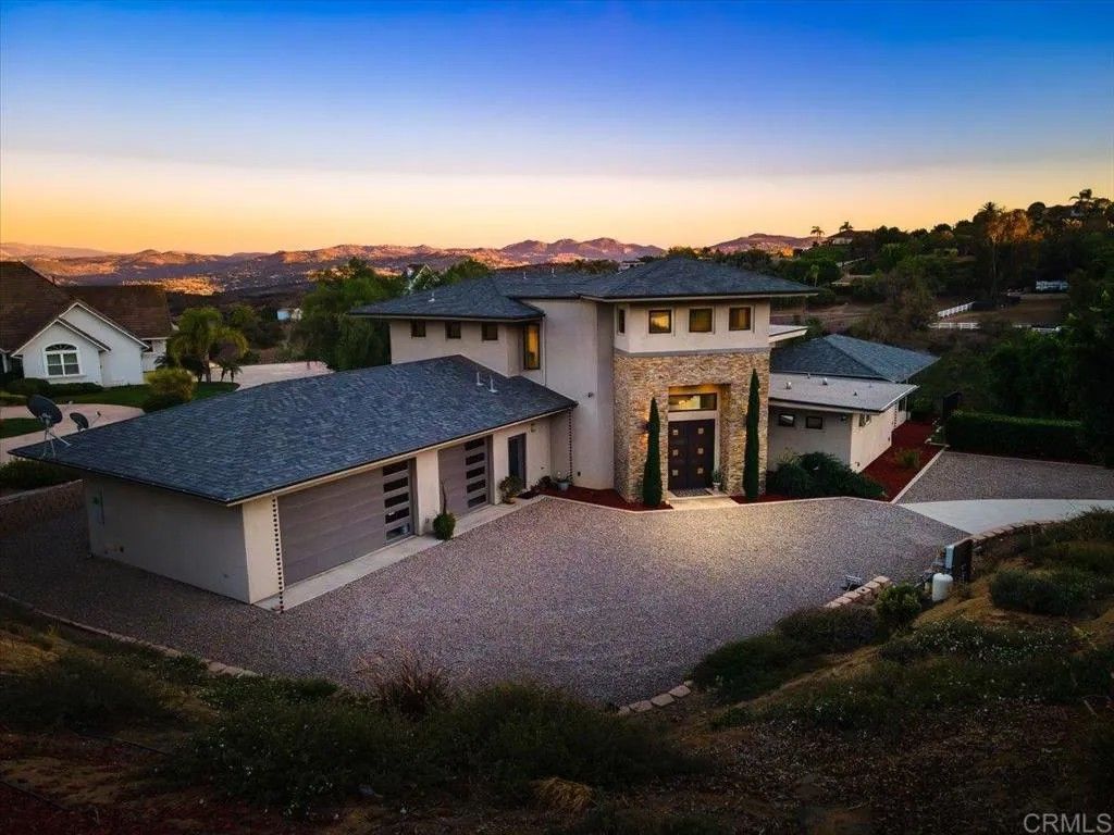 Photo of 5382 Willman Way, Fallbrook, CA 92028 (MLS # NDP2510122)