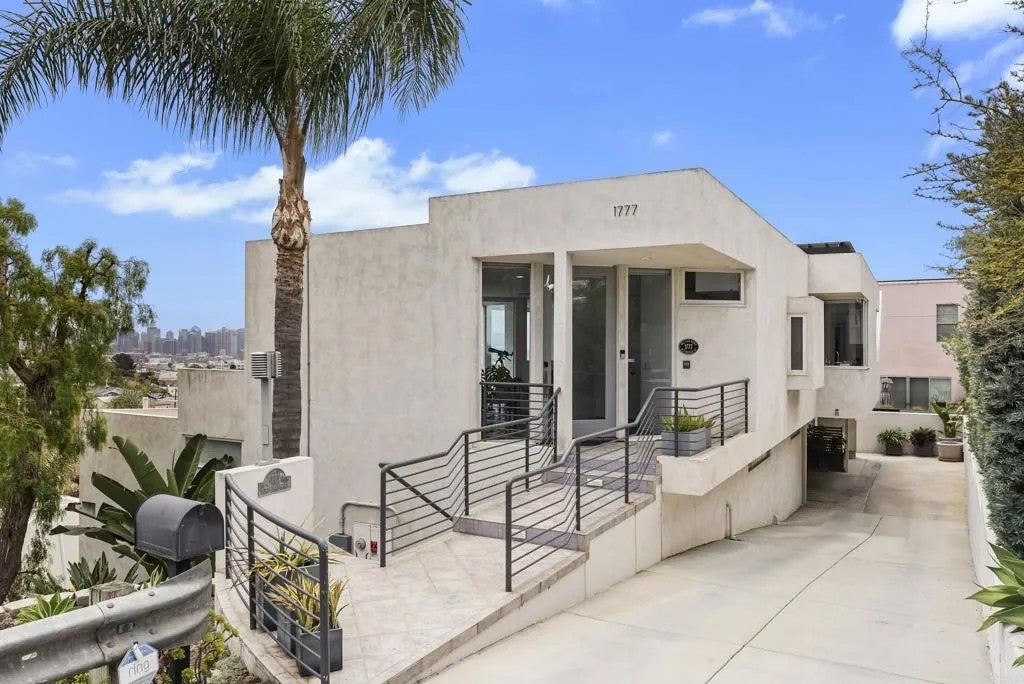 1777 Puterbaugh Street