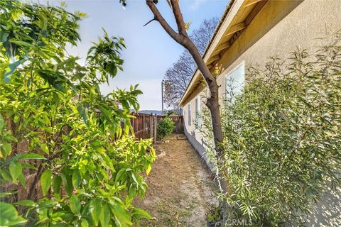 Tiny photo for 741 Amor Dr, San Jacinto, CA 92582 (MLS # SW26022713)