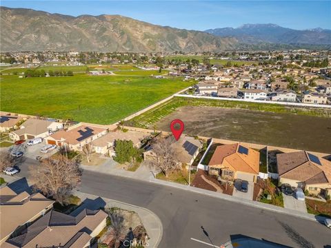 Tiny photo for 741 Amor Dr, San Jacinto, CA 92582 (MLS # SW26022713)