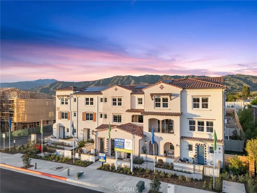 Photo of 733 E. Route 66, Glendora, CA 91740 (MLS # OC26021758)