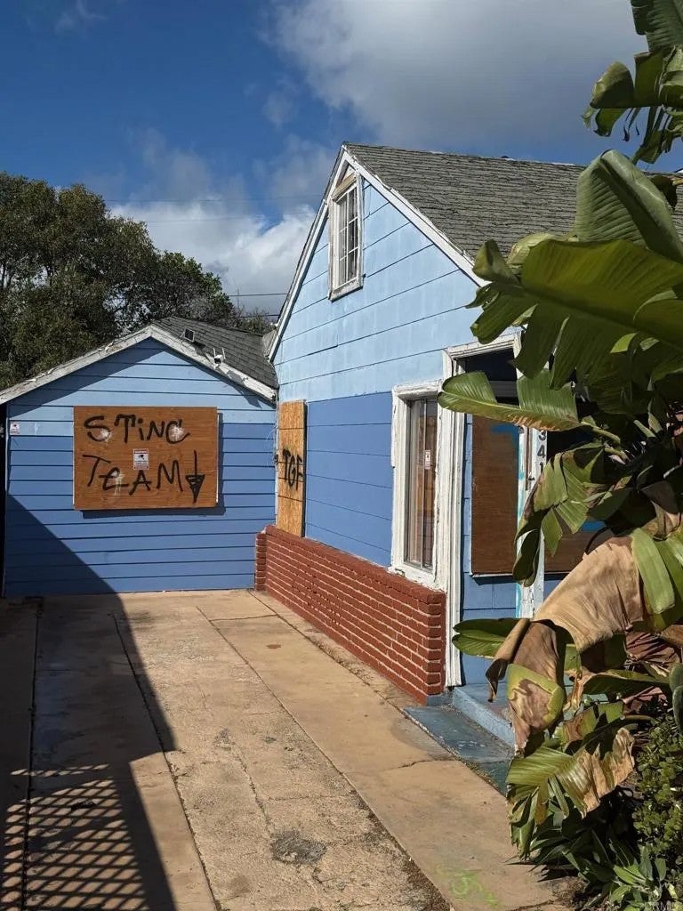 Photo of 341 Brooks Street, Oceanside, CA 92054 (MLS # PTP2608085)