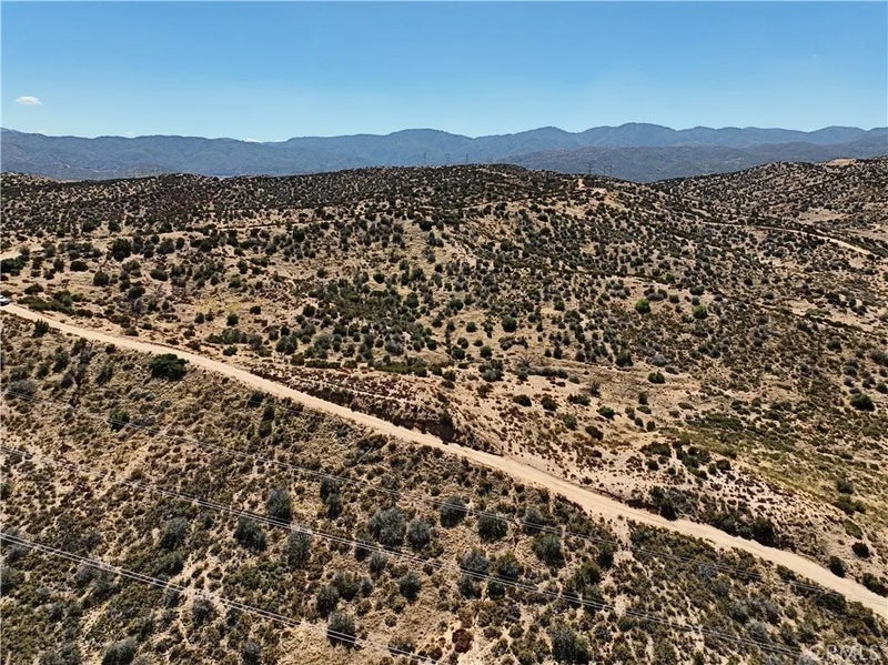 740 Summit Valley (NEAR)