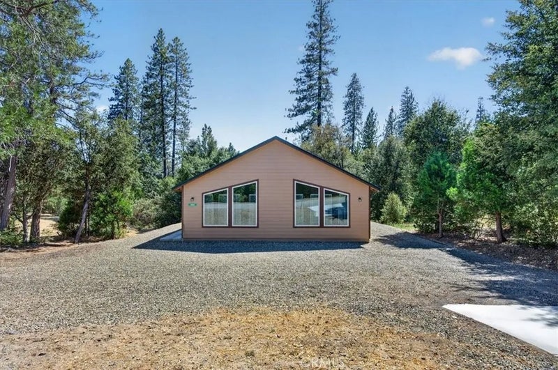 5594 Red Ibis Court