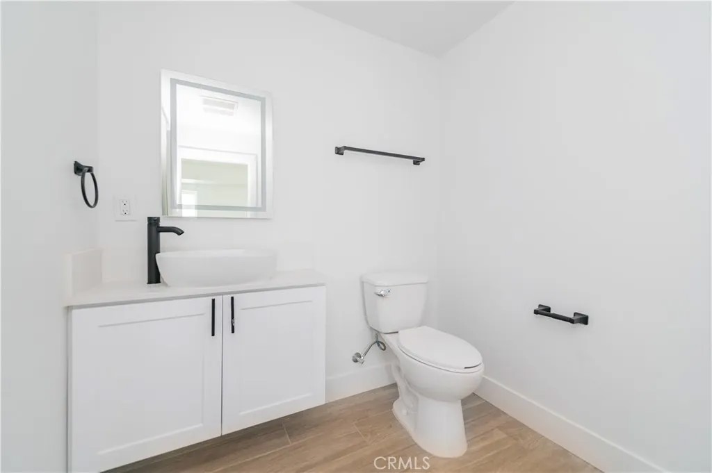 1598 W 36th Street