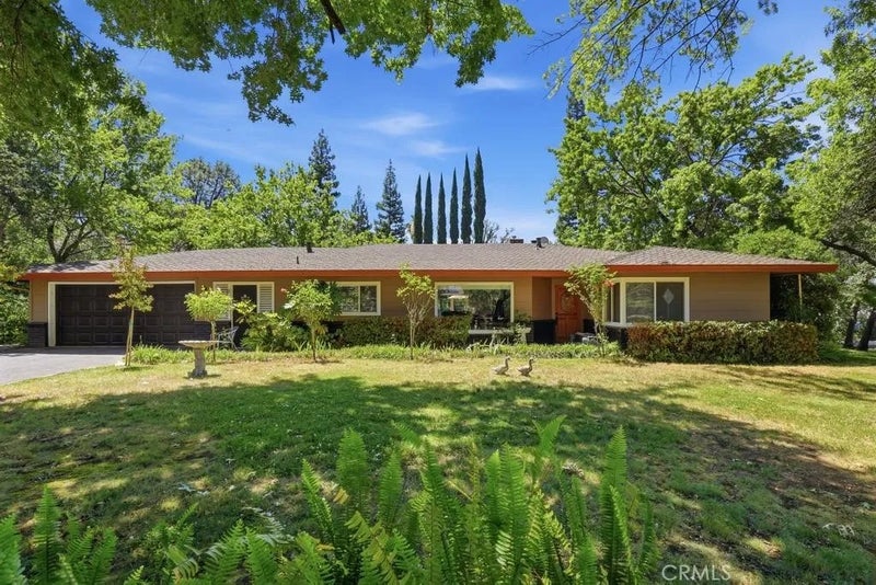 55 Pine Oaks Road
