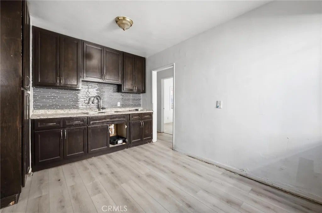 909 W 132nd Street