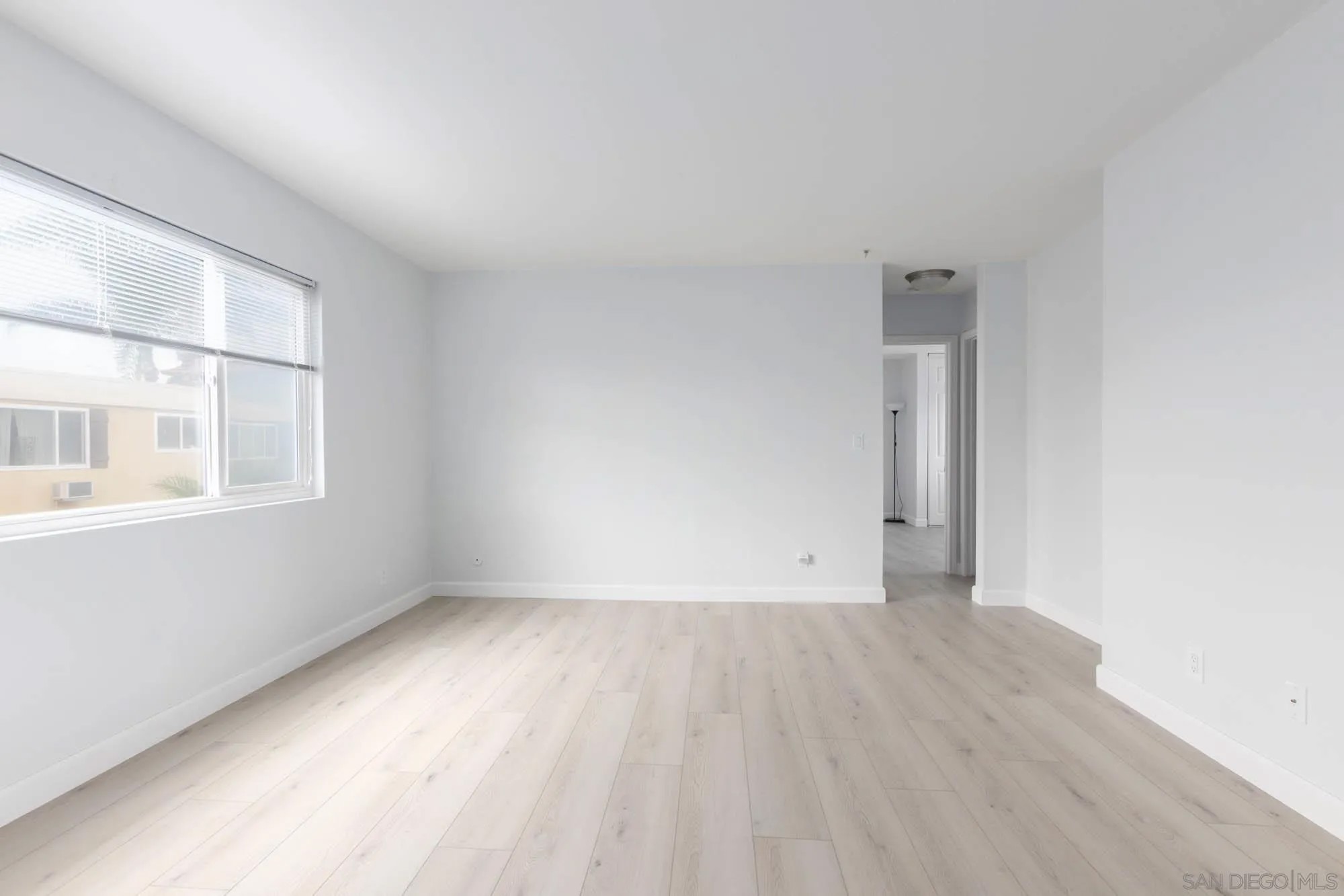 6750 Beadnell Way 39