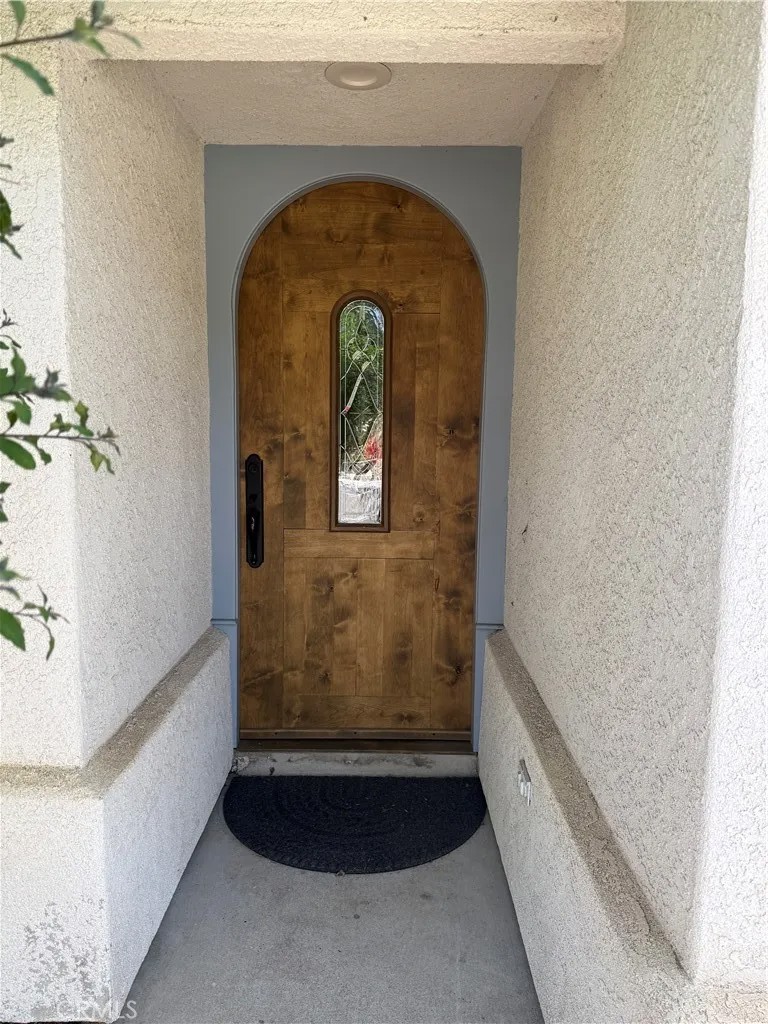 218 E Tefft