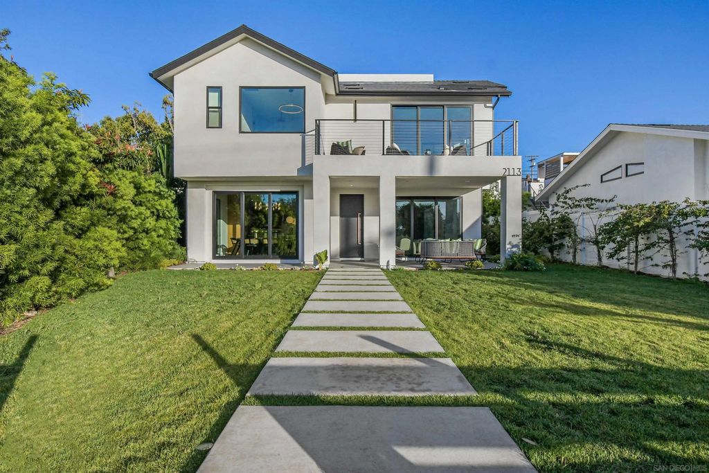 Photo of 2113-2115 Frankfort St, San Diego, CA 92110 (MLS # 260003866)