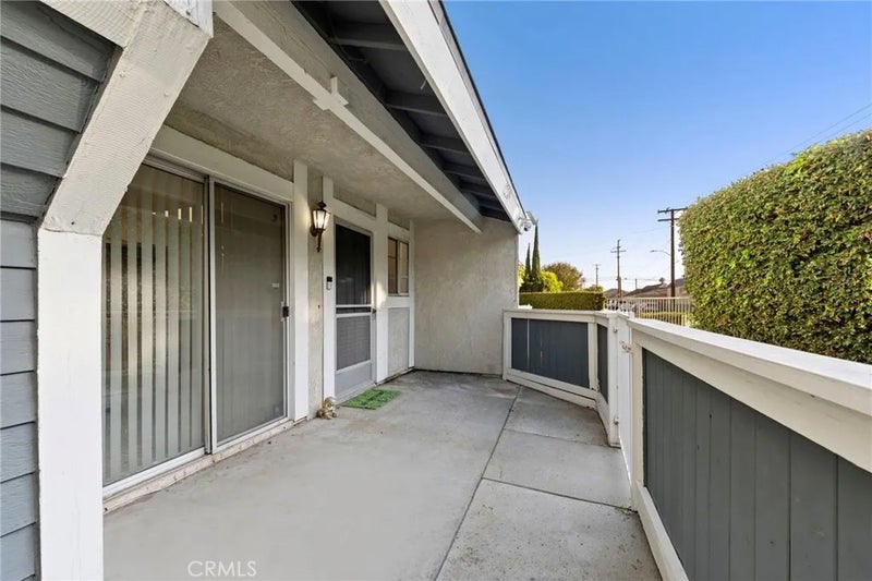 12205 Foster Road