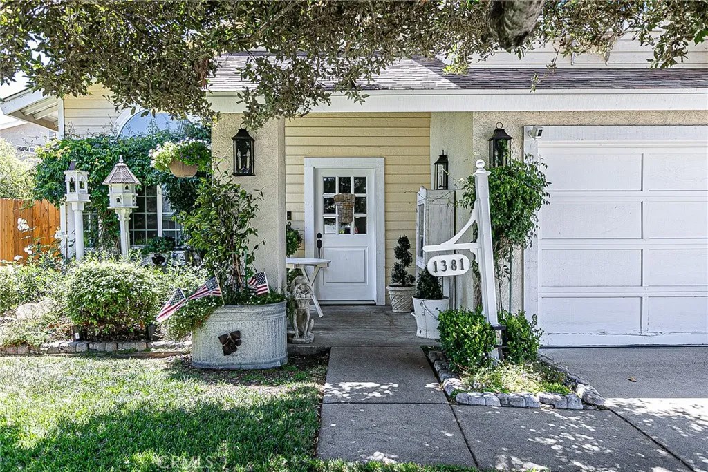 1381 Village Meadows