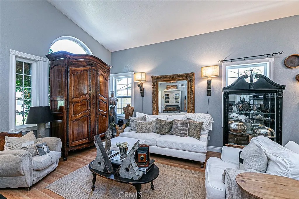 1381 Village Meadows