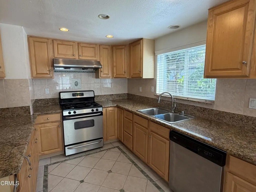 Photo of 868 Fairview Avenue, Arcadia, CA 91007 (MLS # P1-26485)