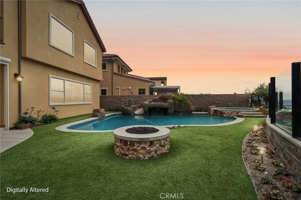 2552 Highland Oak Court