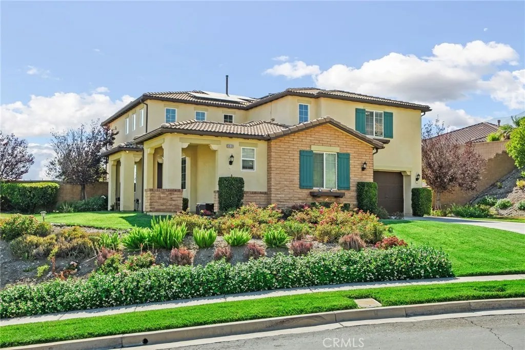 5038 Atlantic Place